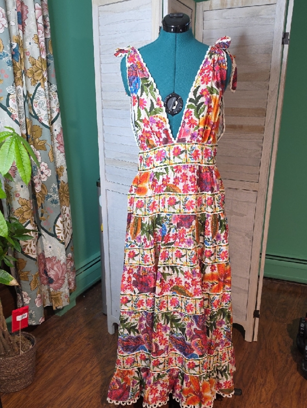 Farm Rio Off-White Tropical Yard Sleeveless Midi Dress Large NWOT - Picture 3 of 5